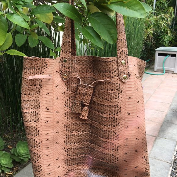 Purse & Wristlet Faux Snakeskin Croc Embossed Leather Line & Label Brooklyn NY - Picture 15 of 16